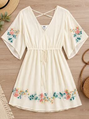 Jack by BB Dakota Dress M Ivory Floral Embroidered Boho Kimono Sleeve Rayon